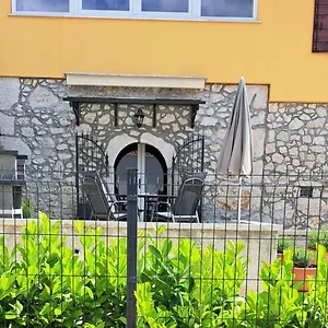  Apartman & Goga